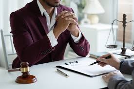 نیاز به وکیل